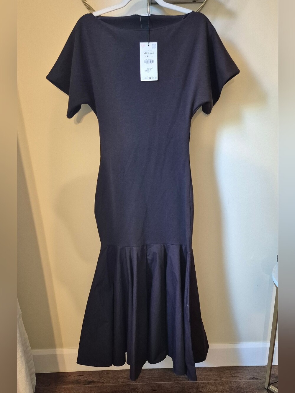 ZARA Dark Brown Dress – NWT - Size Medium - 75% Cotton - Fitted - Fall Classic